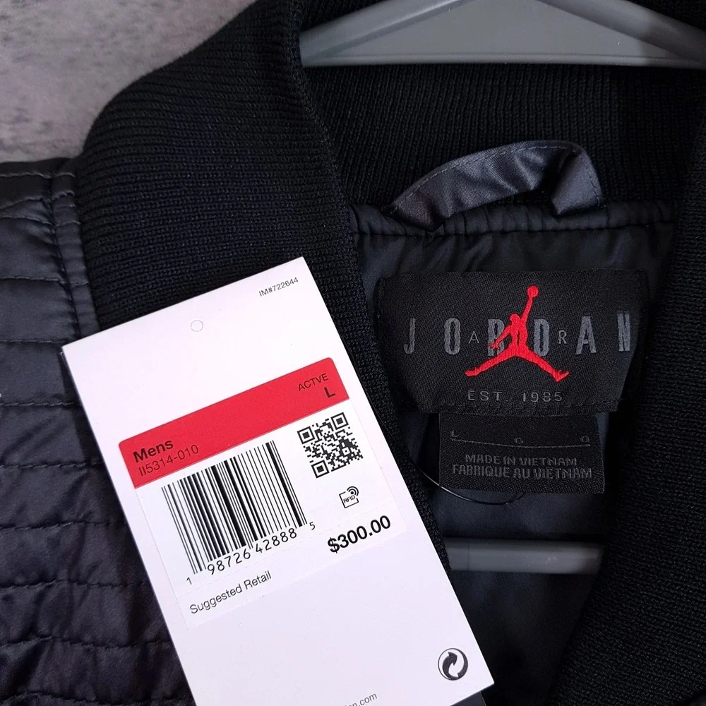 NIKE AIR JORDAN Full Zip Quilted Down Bomber Jacket Mens LARGE Black II5314-010